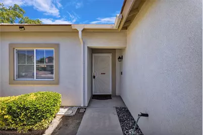 15877 Sapphire Street, Victorville, CA 92394 - Photo 4