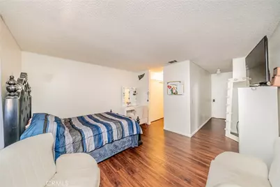 16595 Upland #F, Fontana, CA 92335 - Photo 6