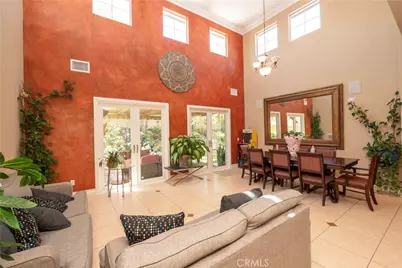 29541 Sequoia, Canyon Country, CA 91387 - Photo 6
