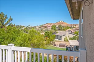 29541 Sequoia, Canyon Country, CA 91387 - Photo 32