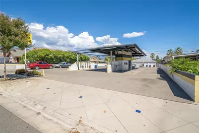 514 N Azusa, Azusa, CA 91702 - Photo 2