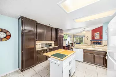 6371 Almond Valley, Quartz Hill, CA 93536 - Photo 14