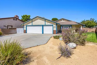 6371 Almond Valley, Quartz Hill, CA 93536 - Photo 2