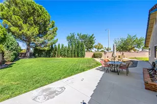 6371 Almond Valley, Quartz Hill, CA 93536 - Photo 32