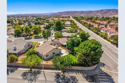 6371 Almond Valley, Quartz Hill, CA 93536 - Photo 40