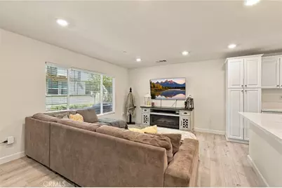 7155 Citrus Ave #374, Fontana, CA 92336 - Photo 8