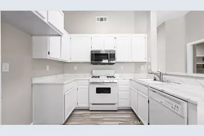 14208 Estate, Victorville, CA 92394 - Photo 8