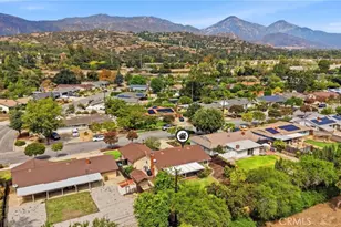 610 Ridgefield, Claremont, CA 91711 - Photo 56