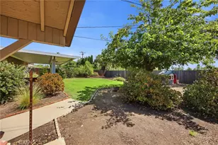 610 Ridgefield, Claremont, CA 91711 - Photo 54