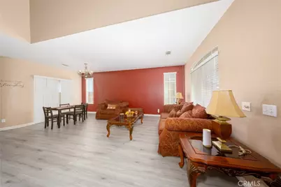 12448 Flagstone Court, Victorville, CA 92392 - Photo 10