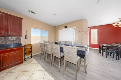 12448 Flagstone Court, Victorville, CA 92392 - Photo 12