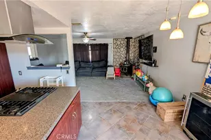 11746 Mohawk Rd, Apple Valley, CA 92308 - Photo 14