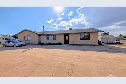 11746 Mohawk Road, Apple Valley, CA 92308 - Photo 2