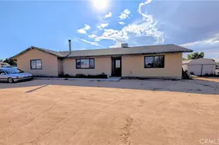 11746 Mohawk Rd, Apple Valley, CA 92308 - Photo 2