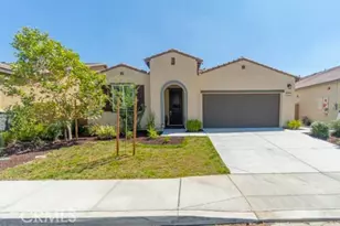 561 Yukon Rd, Rialto, CA 92377 - Photo 2