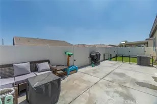 561 Yukon Rd, Rialto, CA 92377 - Photo 24