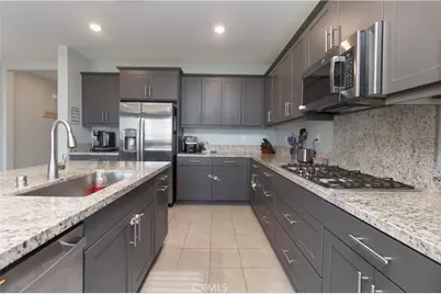 561 Yukon Road, Rialto, CA 92377 - Photo 8