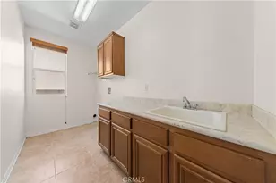 13763 Deerpath Cir, Jurupa, CA 92880 - Photo 14