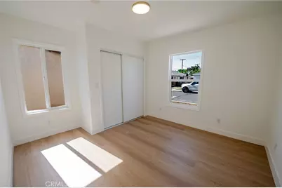 2391 Fashion Ave, Long Beach, CA 90810 - Photo 24