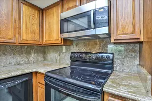 672 Greendale Ln, Pomona, CA 91767 - Photo 14