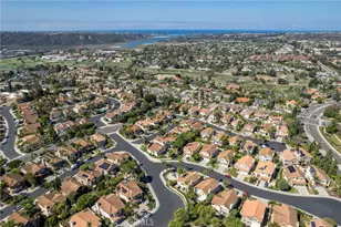 7026 Via Calafia, Carlsbad, CA 92009 - Photo 6