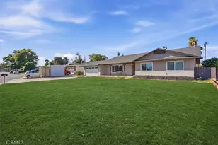 418 E Margarita Rd, Rialto, CA 92376 - Photo 2