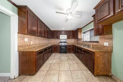 1047 Calaveras Avenue, Ontario, CA 91764 - Photo 2