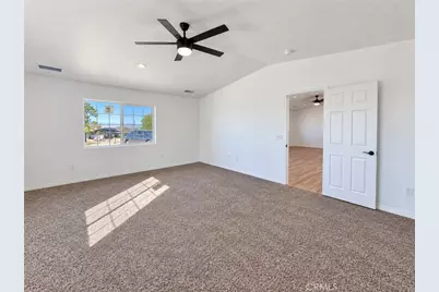 14685 Apple Valley, Apple Valley, CA 92307 - Photo 10