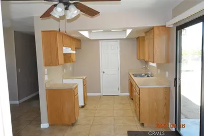 34934 H, Barstow, CA 92311 - Photo 2