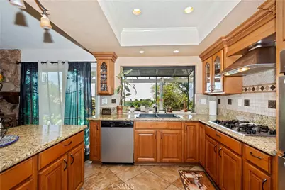 1082 23rd St, Upland, CA 91784 - Photo 10