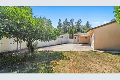 1502 N White Avenue, Pomona, CA 91768 - Photo 20