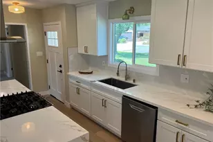 138 Elizabeth Ln, Upland, CA 91786 - Photo 6