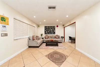 27150 Cypress, Highland, CA 92346 - Photo 10