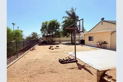 5855 Bolivar, Riverside, CA 92505 - Photo 32