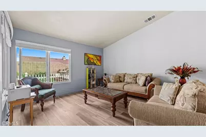 13470 Ironstone Avenue, Victorville, CA 92392 - Photo 6