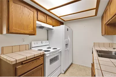 19237 Elm Drive, Apple Valley, CA 92308 - Photo 26