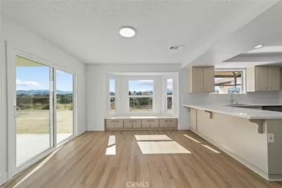 16849 Mission, Hesperia, CA 92345 - Photo 10