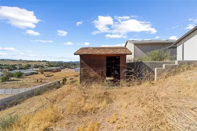 16849 Mission, Hesperia, CA 92345 - Photo 38