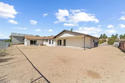 16849 Mission, Hesperia, CA 92345 - Photo 34