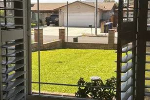 16034 Hawthorne, Fontana, CA 92335 - Photo 6