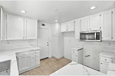 220 Suffolk, Corona, CA 92882 - Photo 14
