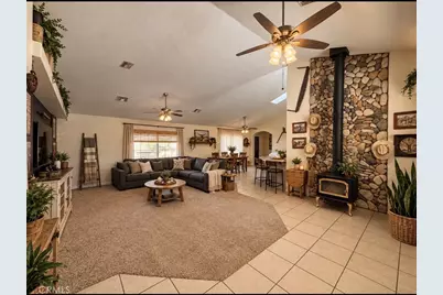 19755 Reyland Rd, Apple Valley, CA 92308 - Photo 4