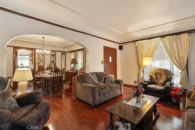 704 Winchester, Alhambra, CA 91803 - Photo 2