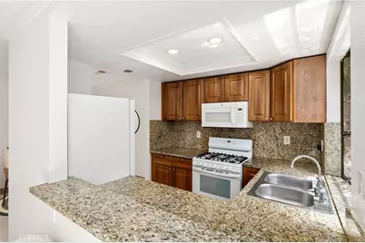 1230 S Barranca Avenue #F, Glendora, CA 91740 - Photo 12