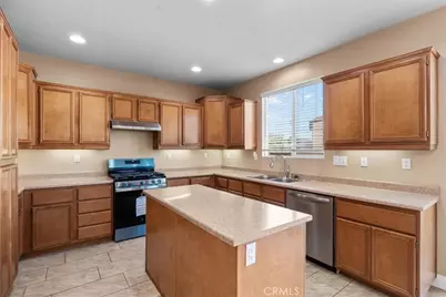 13718 Ochre, Victorville, CA 92394 - Photo 12