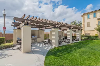 8255 Garden Park, Chino, CA 91708 - Photo 36