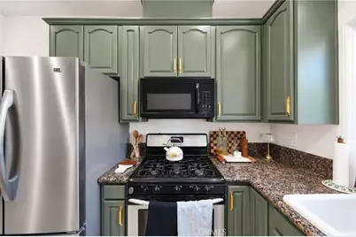 435 W 2nd, San Dimas, CA 91773 - Photo 18