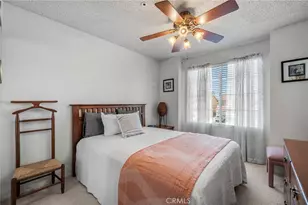 11809 Alabaster Ct, Fontana, CA 92337 - Photo 16