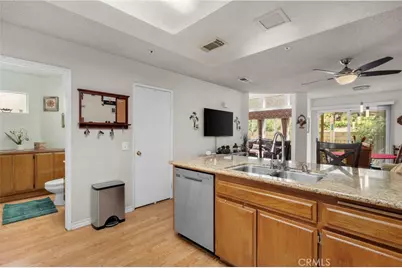 11809 Alabaster Court, Fontana, CA 92337 - Photo 12