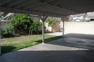 9562 Montana Calva Cir, Pico Rivera, CA 90660 - Photo 36